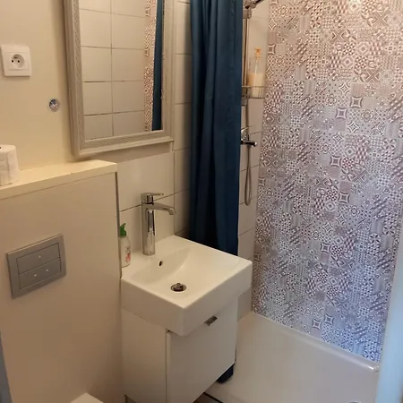 Maison Auctoire Nocleg ze śniadaniem 3*